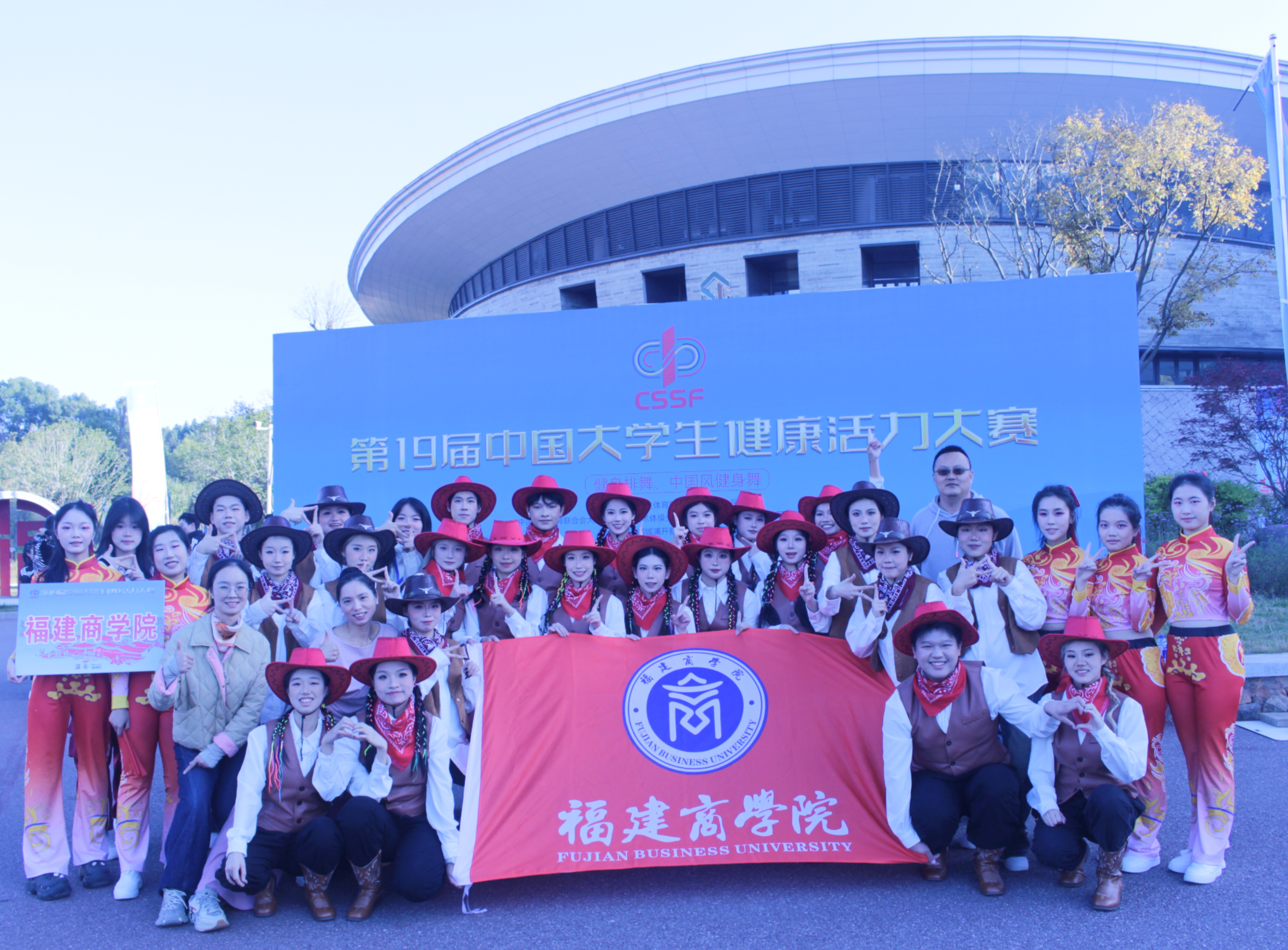 2CE1104C3AF43667D3963BDEA61E41DA.jpg
